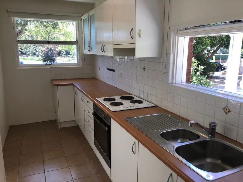 SUNNY GROUND FLOOR 2 BEDDER