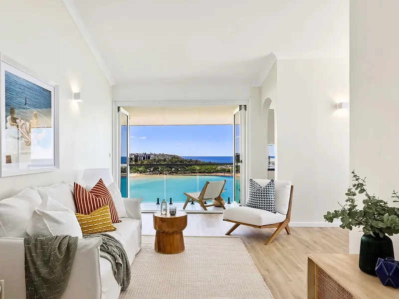 Executive Rental, Fully Furnished with Exceptional Ocean Views