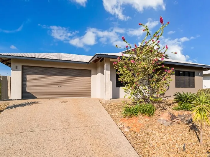 YOUR NEW FAMILY HOME WITH SHED!