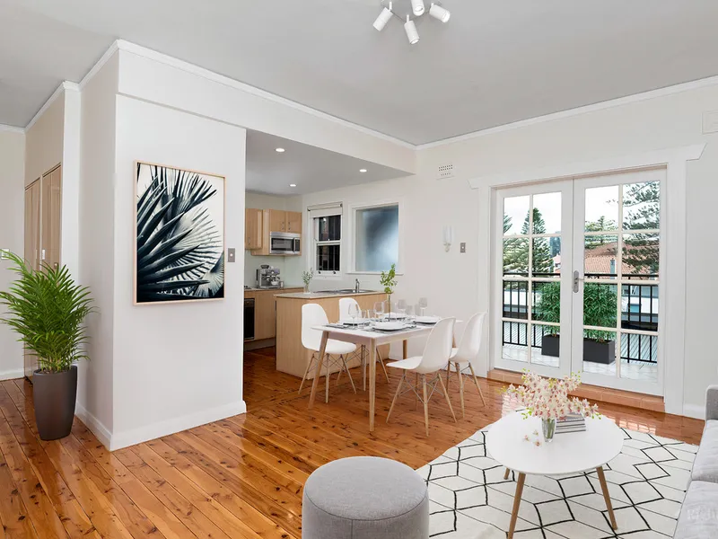 Super Sunny Convenience