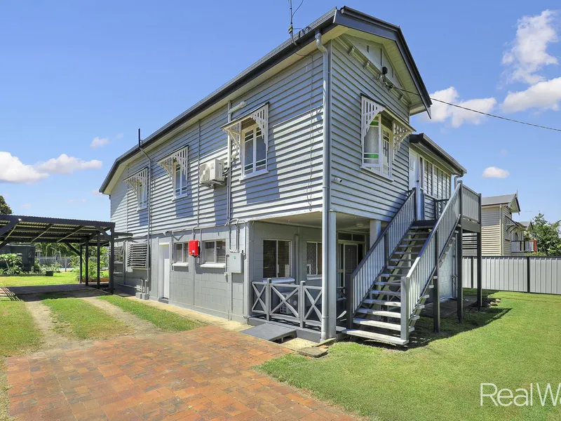 Genuine Double Storey Queenslander With All The 