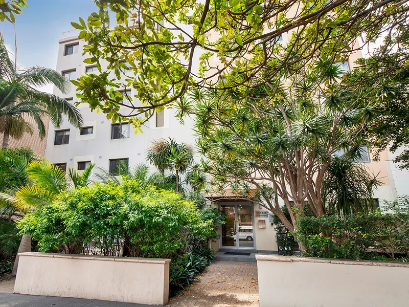 Newly Renovated with views from every Room