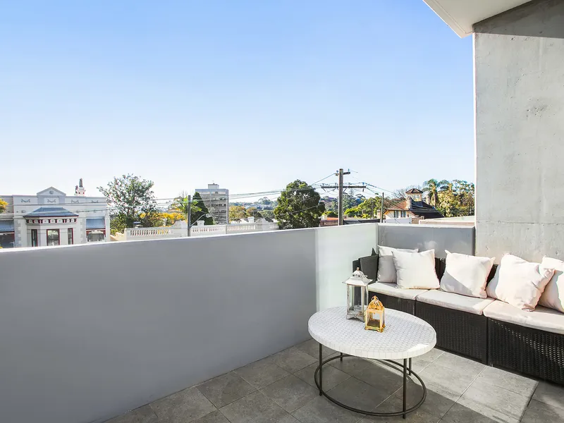 High-End Design Meets Urban Convenience 