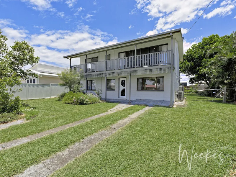 DUAL LIVING BEACHSIDE!