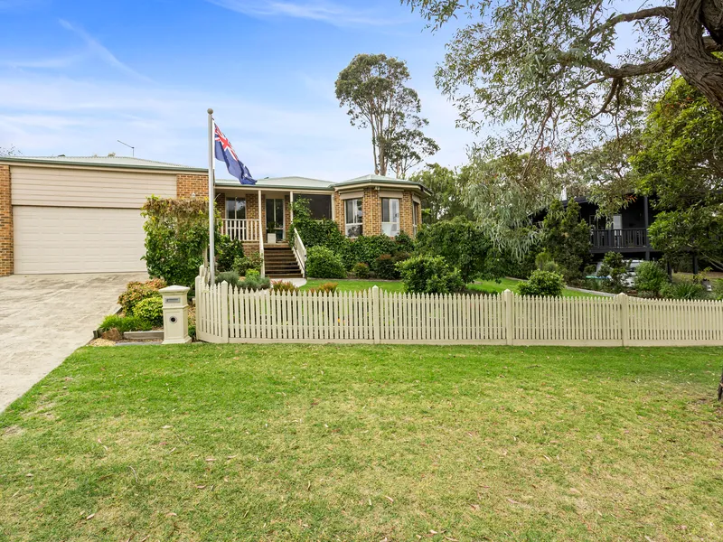 BAYVIEWS & METICULOUS PRESENTATION