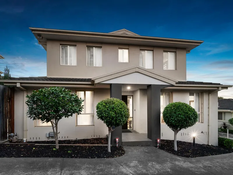 Stylish Home in Superb Locale