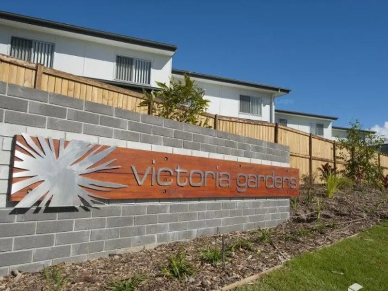 Air Conditioned Townhouse in Quiet Complex