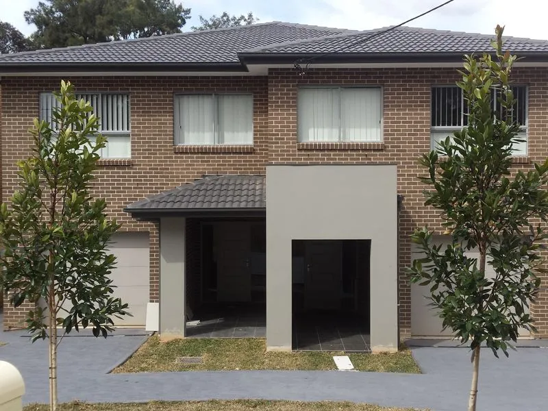 Nearly New Duplex for Peaceful Family Living, Close to everything!