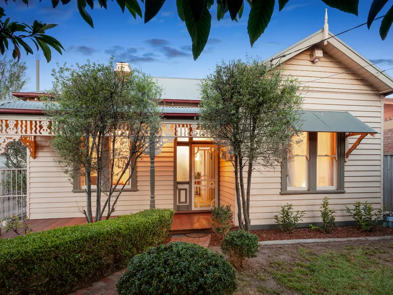 Grand Land to Fulfill Your Edwardian Dream