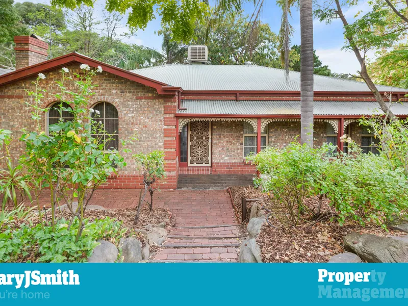 Spacious Family Home Set in A Leafy Suburb