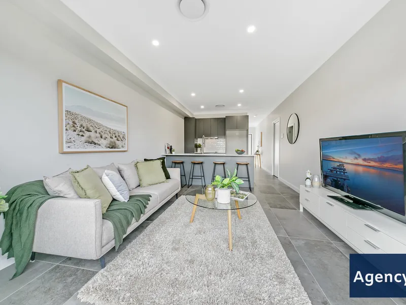 Three Under Offer, only one left!