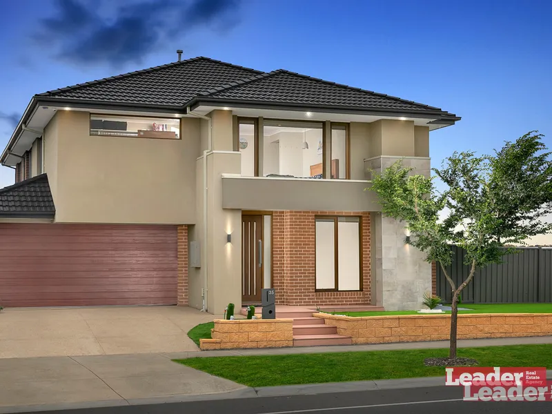 Luxury Family Home In A Prime Location On 615m2 Block