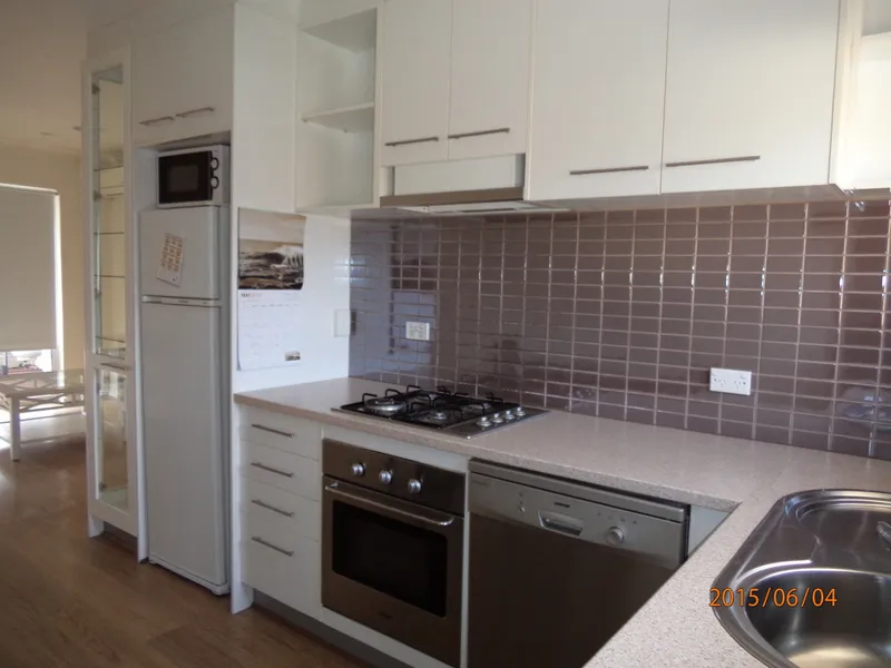 2 BEDROOM UNIT IN CONVENIENT LOCATION