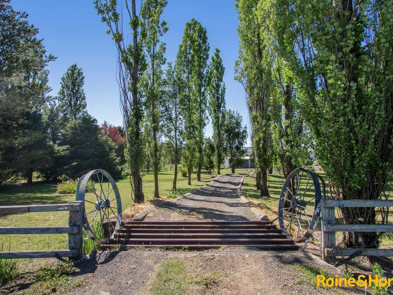 10.5 Acres of lifestyle living