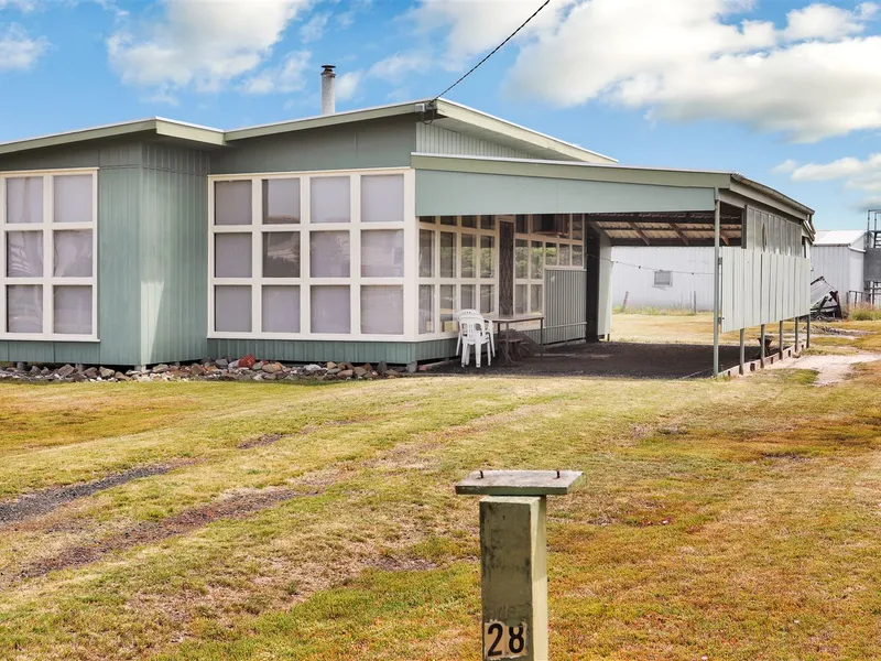 Fully furnished Coastal Retreat