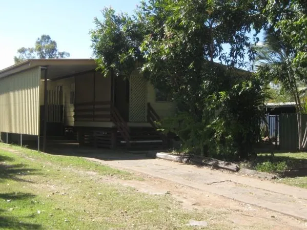 3 Bedroom lowset family home