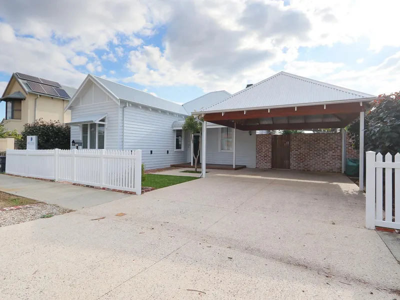 Beautifully Renovated Character Weather-Board Cottage