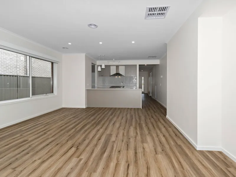 Beautiful brand-new home located in the new Lake Gardens