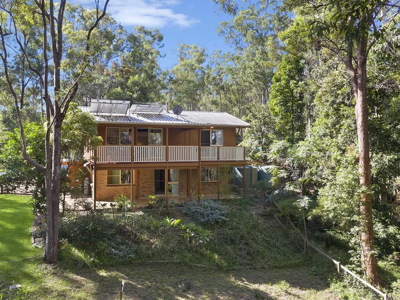 Nature retreat set on private bushland sanctuary - 22 acres