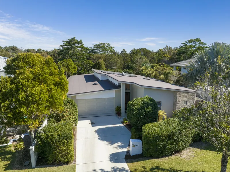 Sprawling and Serene Single Level Sanctuary