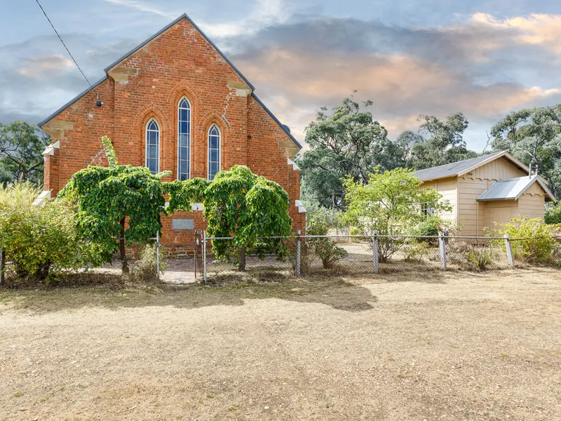 Historic Fryerstown Church & Courthouse
