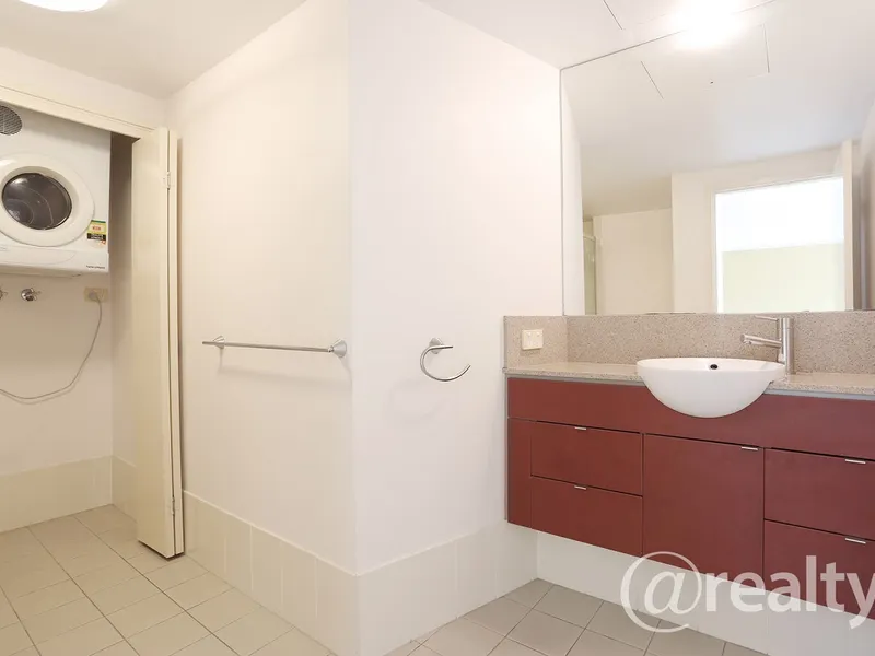 Great location and ideal for professional or investor