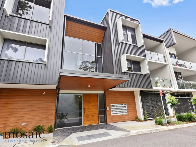 Executive Style Apartment in Quiet Complex!