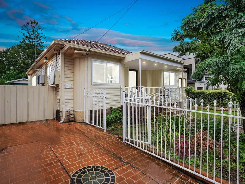 Beautifully Renovated Residence Designed For The Growing Family