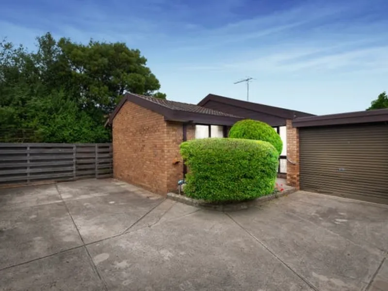 Living The Retro Lifestyle