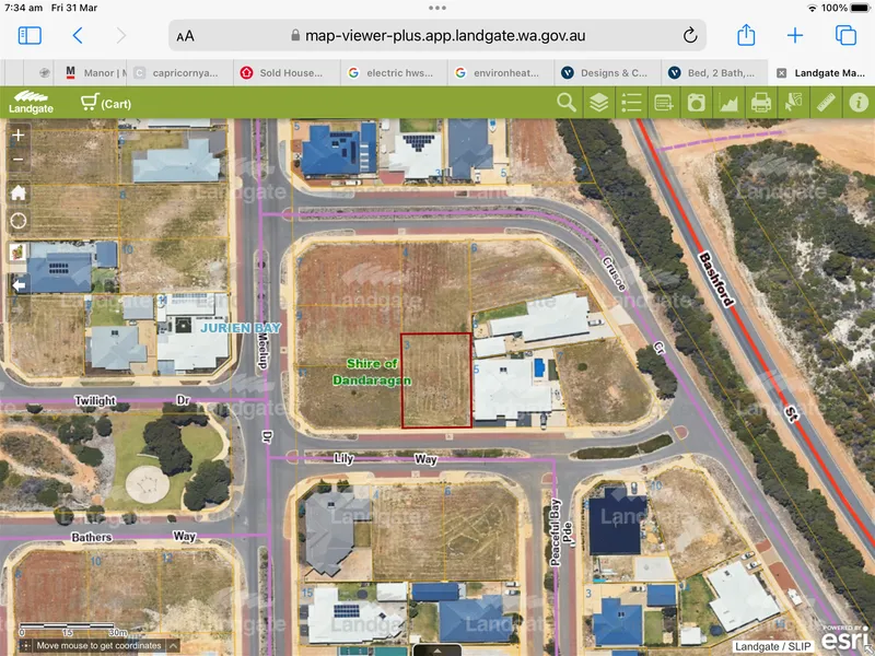 BIG BLOCK WITH WIDE SOUTH FACING FRONTAGE