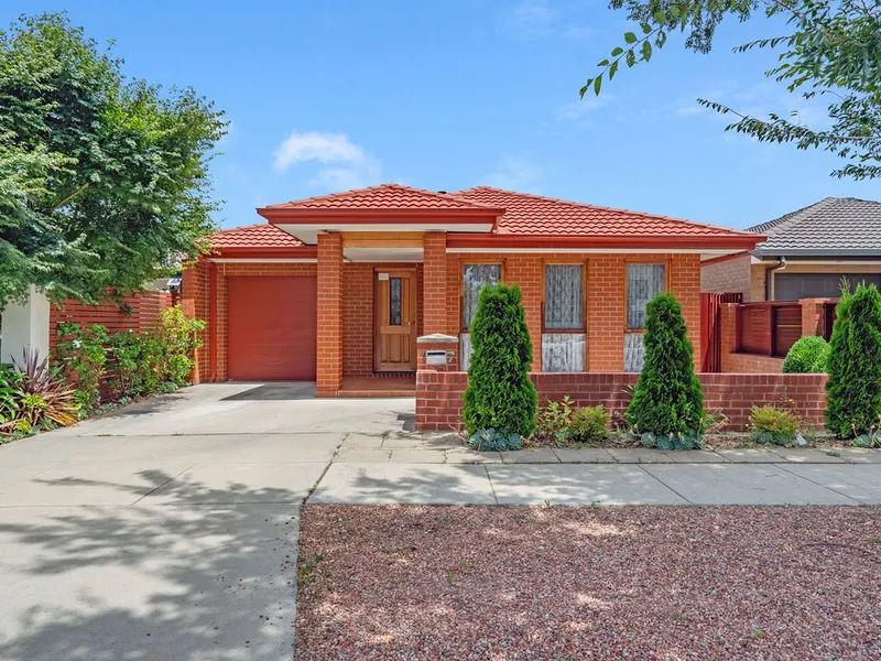 Everybody loves this house