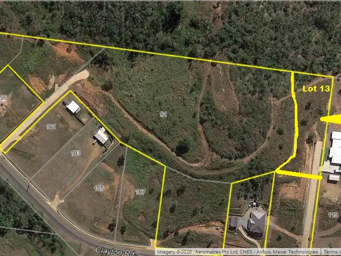 Acreage at Lammermoor with good sea views!