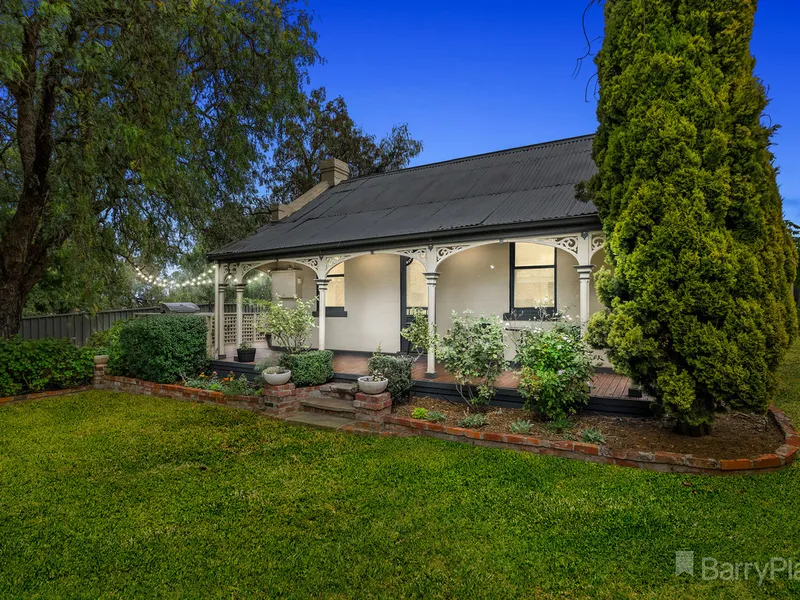 Bendigo's Most Beautiful Cottage.