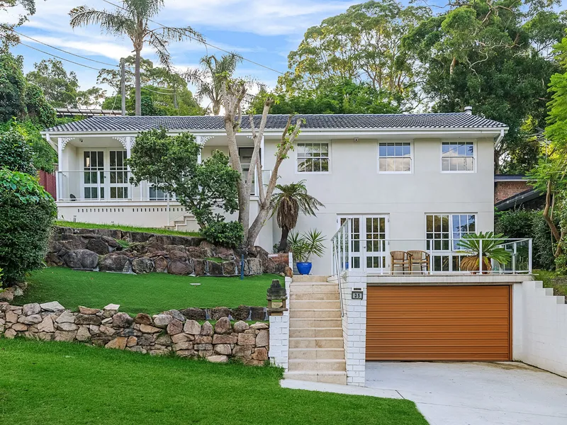 Sophisticated Residence Offering Contemporary Comfort