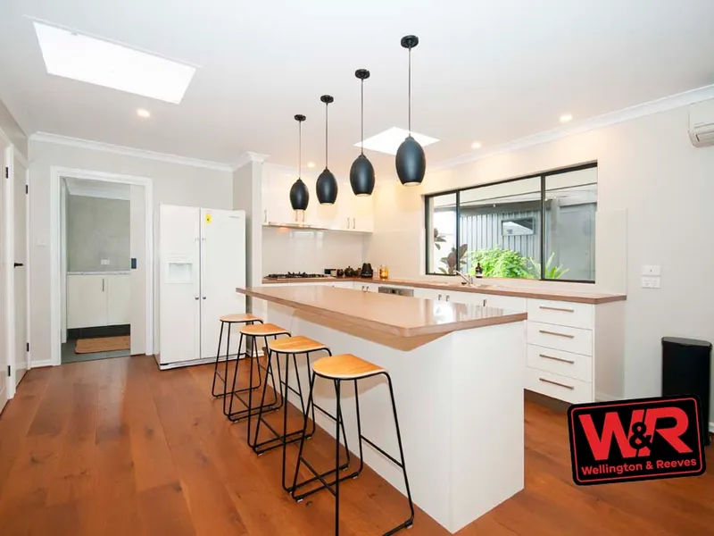 TAP INTO TOURIST DOLLARS