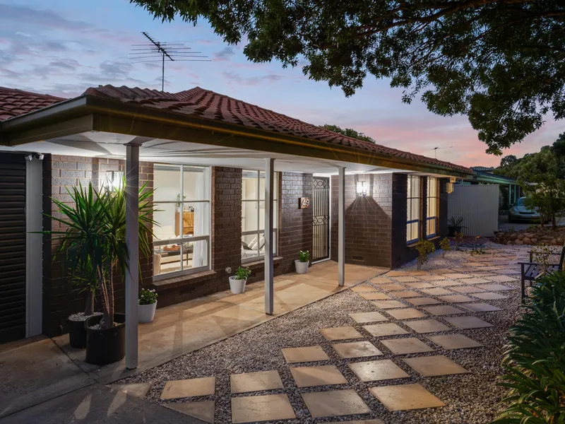 Heavenly Family Haven In Hillbank with Detached Private Studio/Home Office Space!