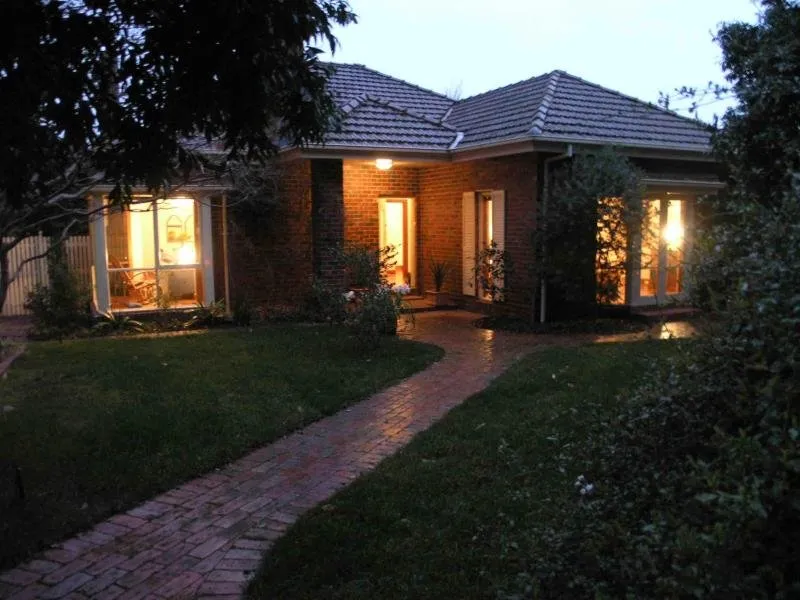 LOVELY FAMILY HOME
