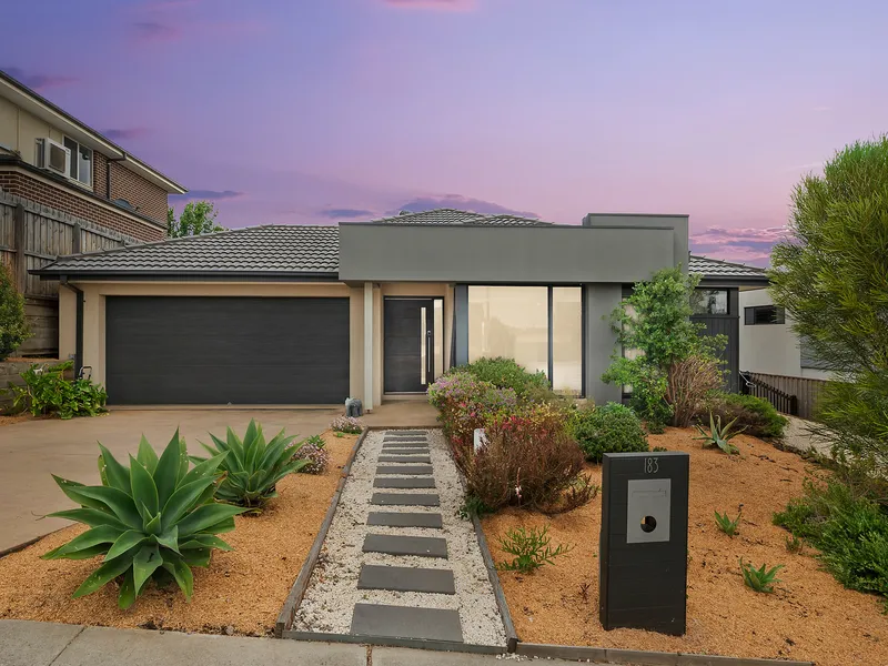 Affordable, Spacious and Single Level with a View!