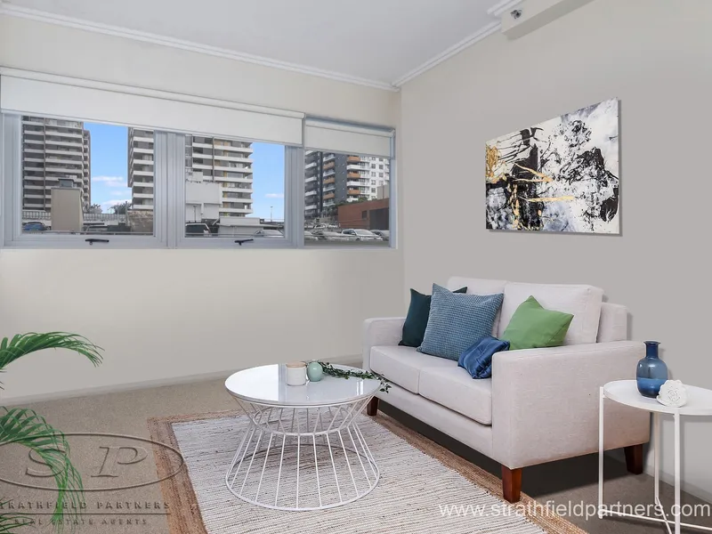 MODERN ONE BED APARTMENT | OUTSTANDING LOCATION CLOSE TO PLAZA & STATION