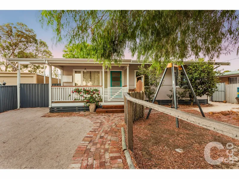 This Calista cottage has it all!