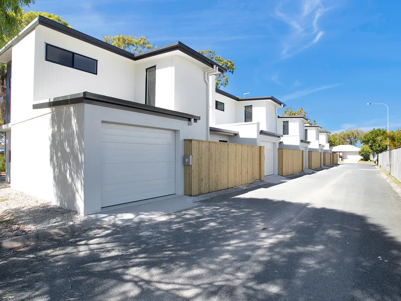 BRAND NEW TOWNHOUSE IN EXCELLENT LOCATION