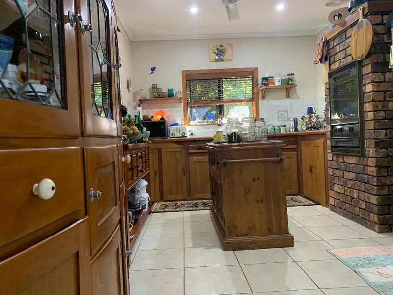 BEACHSIDE LIVING AT BALL BAY