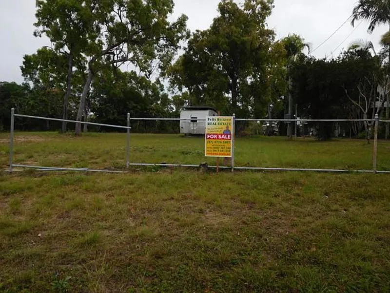 1,488 SQ.M. BEACHLAND BLOCK !