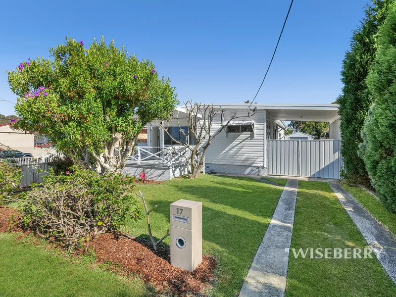 Lakeside Living At Its Finest!