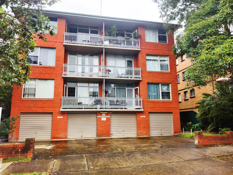 Middle Floor Two Bedroom Unit