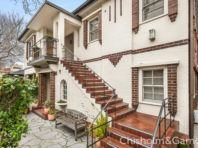 Ground Floor with Large Outdoor & Metres to the Water's Edge