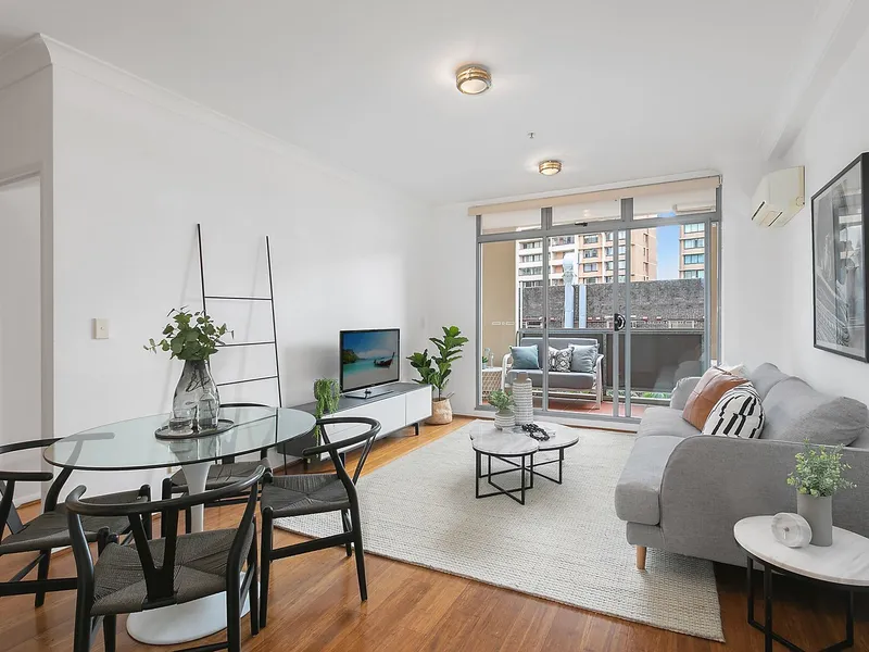 North-facing apartment on CBD fringe