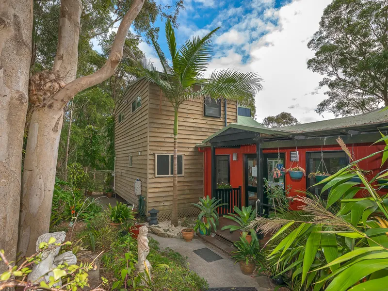 Business Opportunity or Move In - Hinterland Views!