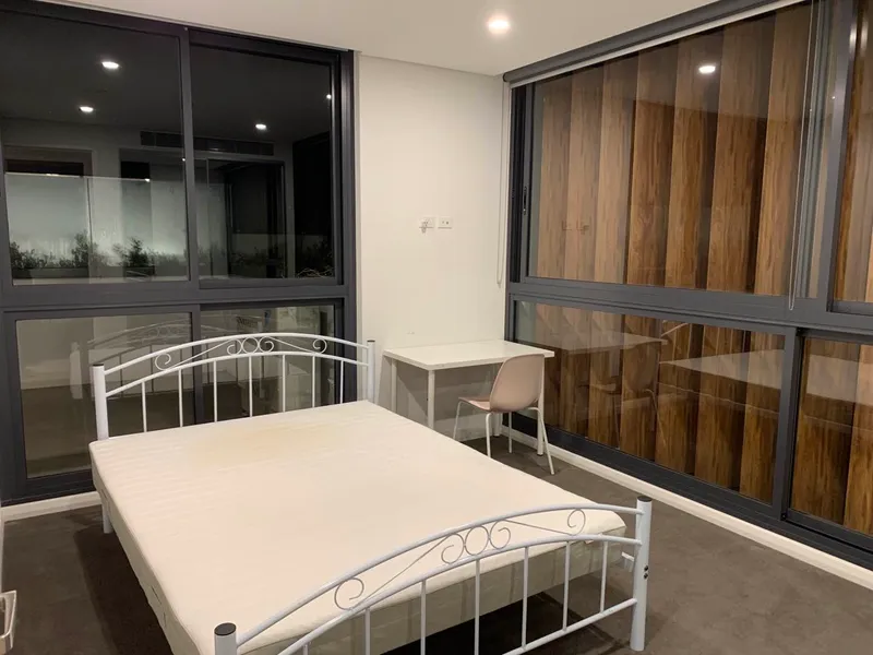 Only Double room for rent