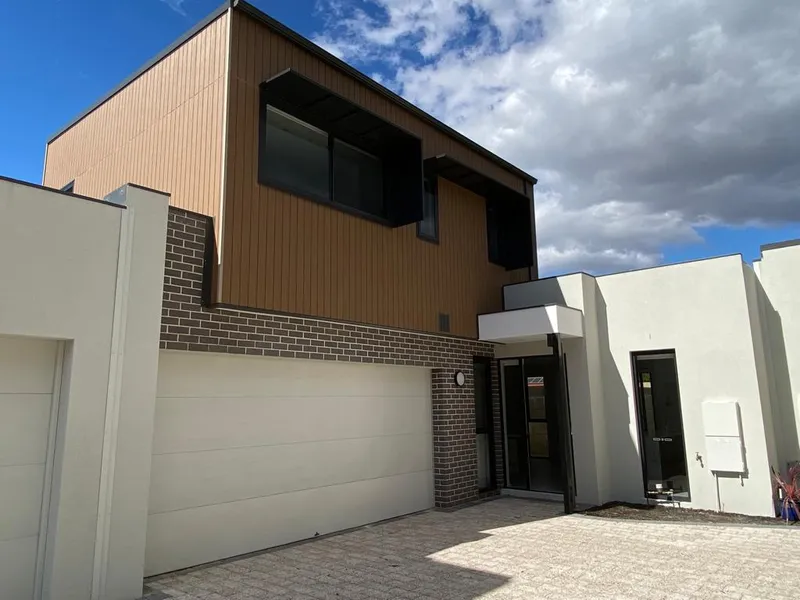 Townhouse For Rent